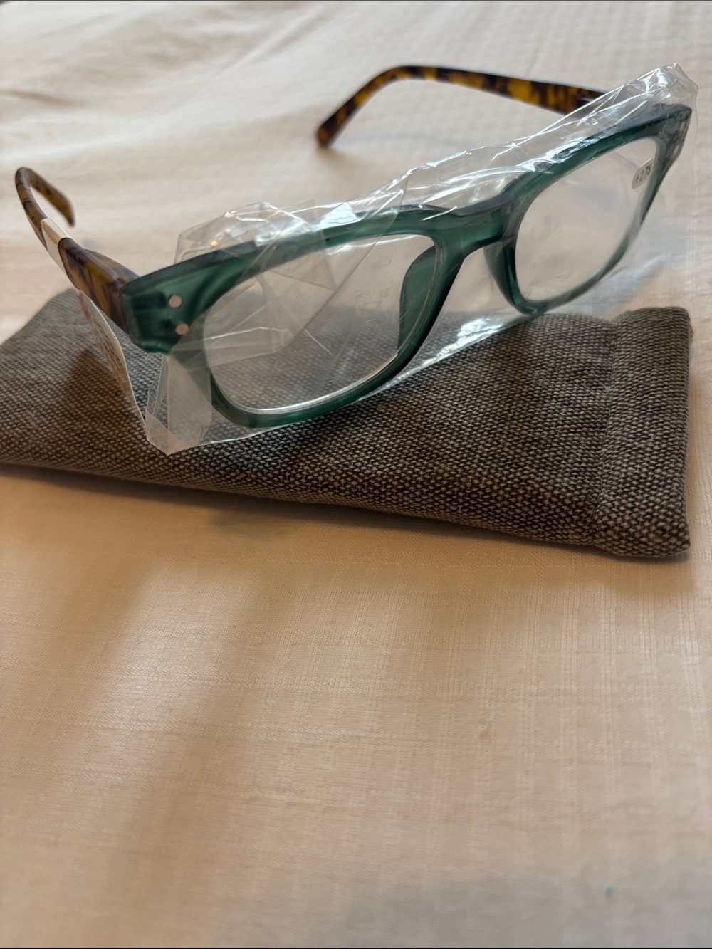 NWT Peepers Green & Tortoiseshell Women's Reading Glasses - 2.75